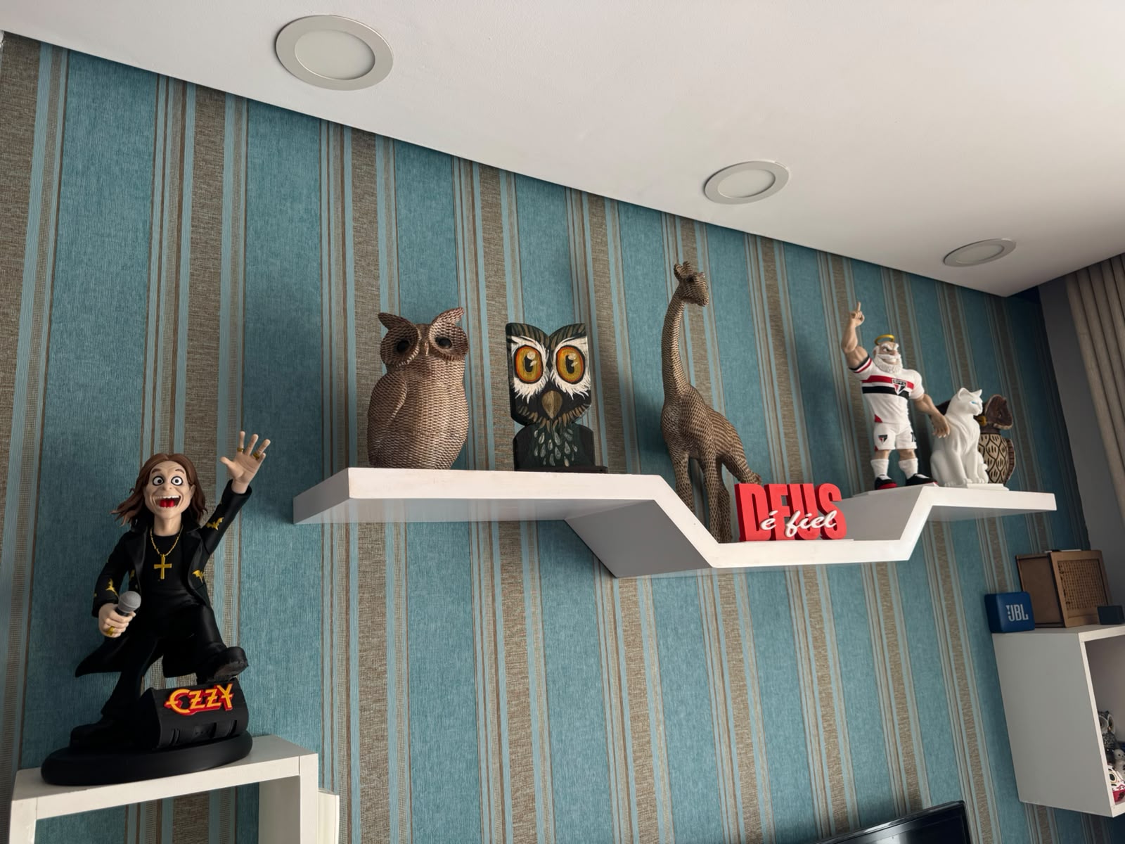 Boneco Ozzy Osbourne - Rock Heavy Metal - 30cm Presente - Imagem 8