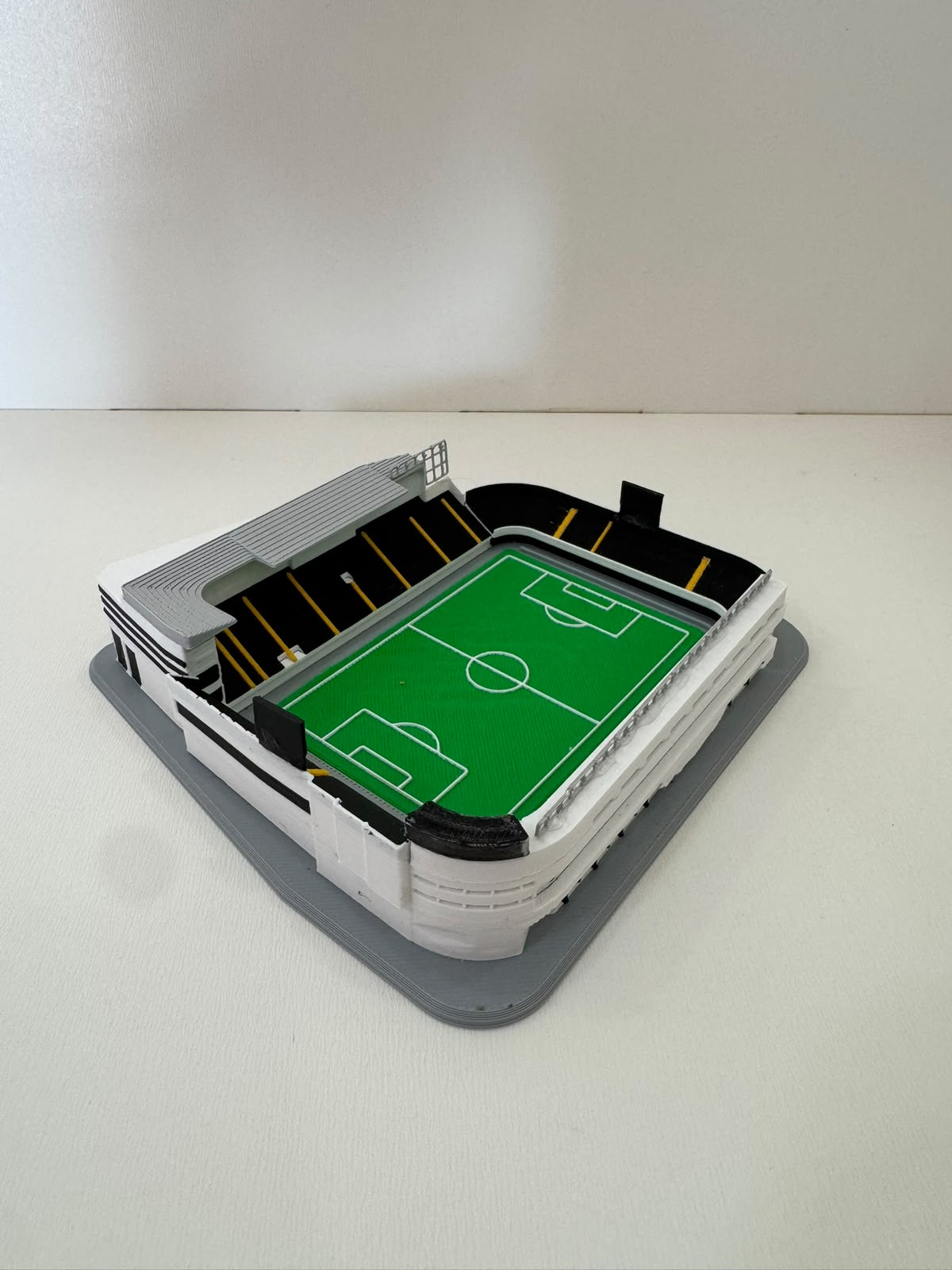 Mini Vila Belmiro Santos 14cm Impressão 3D Maquete Estádio - Imagem 5