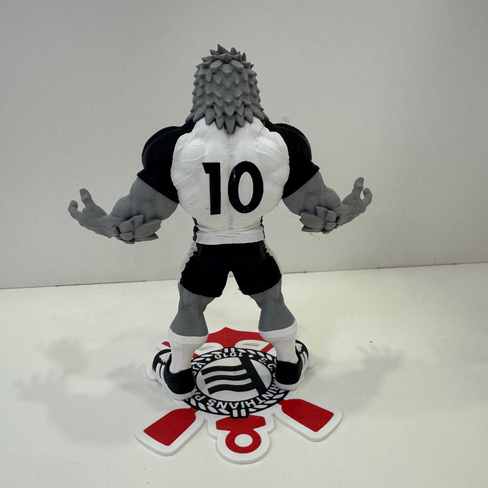 Gavião Mascote Timão 17cm Base Escudo Impressão 3D Colecionável - Imagem 8
